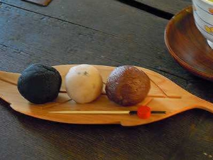 三色だんご 完成.jpg