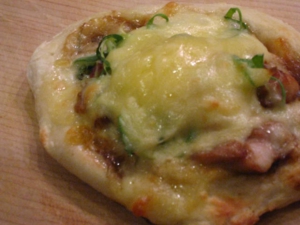 鴨ねぎピザ　完成.JPG